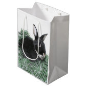 Black Bunny konijn Kerstmis Medium Cadeauzakje (Voorkant Gekanteld)