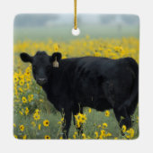 Black Calf in a Field of Sunflowers Keramisch Ornament (Achterkant)