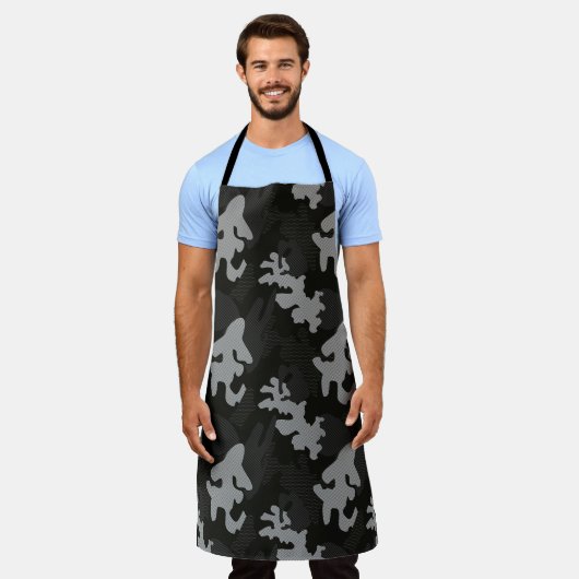 Black Camouflage Pattern Schort (Gedragen)