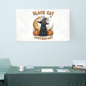 Black Cat Apothecary beroemd gemaakt door Hallowee Spandoek (Beurs)