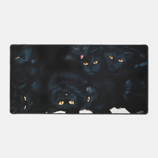 Black Cat Cuddle Bureaumat (Voorkant)