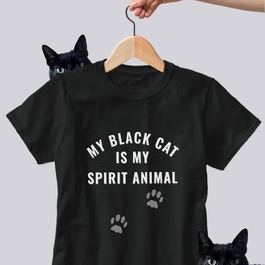 Black Cat is mijn Spirit Animal Funny Slogan T-shirt