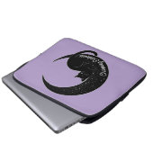 Black Cat on the Crescent Moon: Charm of Darkness  Laptop Sleeve (Voorkant onderkant)