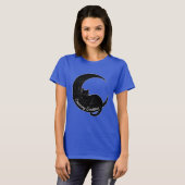 Black Cat on the Crescent Moon: Charm of Darkness T-shirt (Voorkant volledig)
