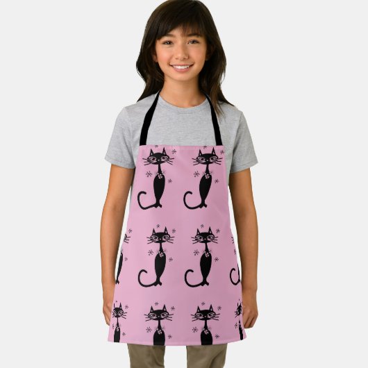 BLACK CAT RETRO PINK SCHORT (Insitu)