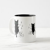 Black Cat Surrounded by Whispering Notes of Music Tweekleurige Koffiemok (Voorkant links)