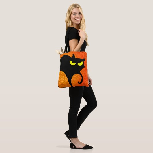 Black Cat Tote Bag (Op model)