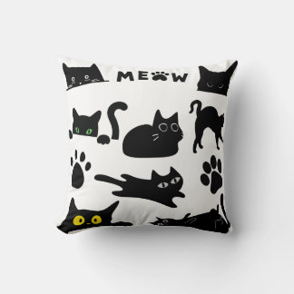 Black Cat ziet er angstaanjagend maar schattig uit Kussen