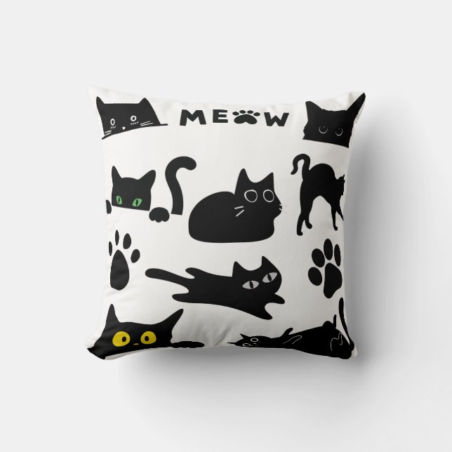 Black Cat ziet er angstaanjagend maar schattig uit Kussen (Voorkant)