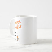 Black Cats, Hot Coffee & Halloween Vibes Koffiemok (Voorkant links)