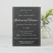 Black Chalkboard Snowflake Winter Rehearsal Dinner Kaart (Staand voorkant)
