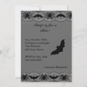 Black Chandelier en Bats Halloween Invitation Kaart (Voorkant)