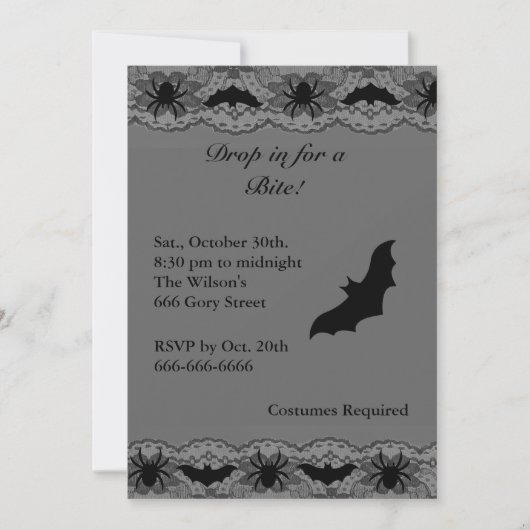 Black Chandelier en Bats Halloween Invitation Kaart (Voorkant)