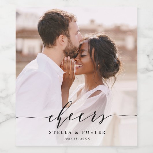 Black Cheers Elegant Calligraphy Wedding Photo Wijn Etiket (Enkel label)