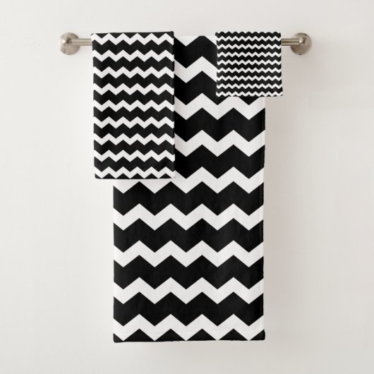 Black Chevron Bad Handdoek (Insitu)