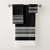 Black Chevron Band Bad Handdoek (Insitu)