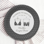 Black Chic Lace Waterverf Lingerie Vrijgezellenfee Papieren Bordje<br><div class="desc">Black Chic Lace Waterverf Lingerie Vrijgezellenfeest Papieren Borden Tableware is uitgerust met elegante zwarte vlekken met uw persoonlijke lingerie-partij,  panty party of vrijgezellenfeest in elegant script. Personaliseer door de tekst in de verstrekte tekstvakjes uit te geven. Creëer door ©Evco Studio www.zazzle.com/store/evcostudio</div>