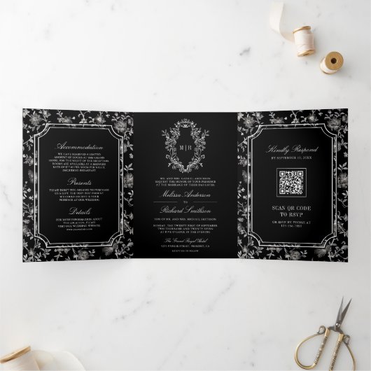 Black Chinoiserie Crest QR Code Huwelijk Drieluik Uitnodiging (Binnen)
