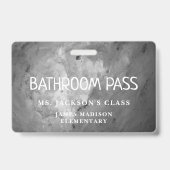 Black Classic Terug naar school Badkamer Hall Pass Badge (Achterkant)