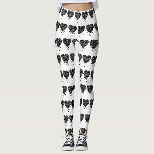 Black Clover Heart Leggings (Voorkant)
