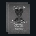 Black Corset Lingerie Bridal Shower-uitnodiging Kaart<br><div class="desc">Ooh La La La Lingerie Bridal Shower Uitnodiging met een gele zwarte corset op een populaire chalkboardachtergrond met een coördinerende achterzijde</div>