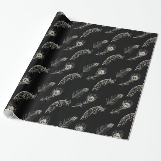 Black Cream Peacock Feathers Verjaardag Cadeaupapier (Uitgerold)