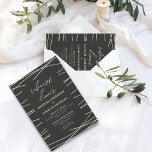 Black Cream Winter Evening Rehearsal Dinner Kaart<br><div class="desc">Deze moderne minimalistische trouwfeesten van 5 x 7 inch zijn voorzien van de groet "Rehearsal Dinner" in lichte mocha roomletters op een zwarte achtergrond boven een ontwerp van lijnen met plaatsaanduidingen voor alle details voor je speciale repetitie.</div>