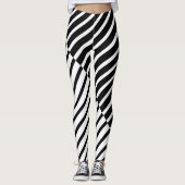 Black Crossing Stripes Leggings (Voorkant)