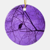 Black Crow Silhouette in Barren Branches Paars Keramisch Ornament (Voorkant)