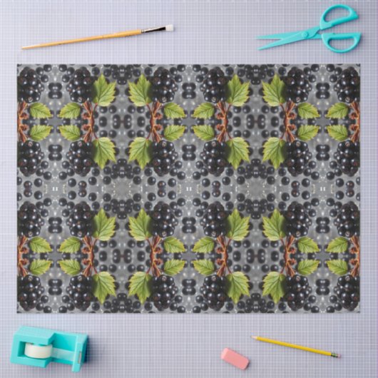 Black Currants Berries & Green Leaf Pattern Tissuepapier (Craft)