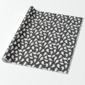 Black Cute Ghosts Halloween Wrapping Paper Cadeaupapier (Uitgerold)