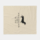 Black Dachshund Silhouette & Taupe | Gepersonalise Fleece Deken (Voorkant (Horizontaal))