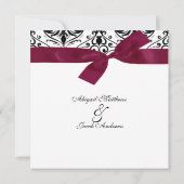 Black Damask and Burgundy Ribbon Verloving Invite Kaart (Achterkant)