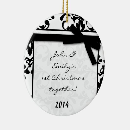 Black Damask Filigree Persoonlijke naam Keramisch Ornament (Rechts)