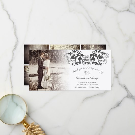 Black  Damask Floral Flourish Photo Wedding Bedankkaart (Voorkant / Achterkant in situ)
