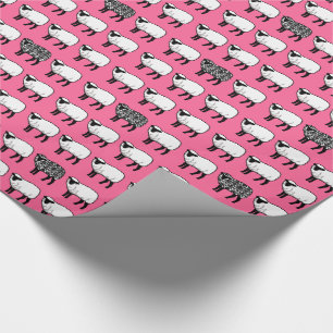 Black Damask Sheep op Roze Cadeaupapier