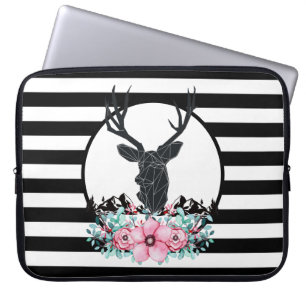 Black Deer Head met roze bloemen en bergen Laptop Sleeve