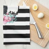 Black Deer Head met roze bloemen en bergen Theedoek (Quarter Fold)