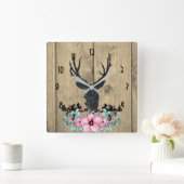 Black Deer Head met roze bloemen en bergen Vierkante Klok (Huis)
