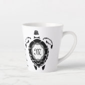 Black Diamond Zee Turtle Silhouette Monogram Latte Mok (Rechts)