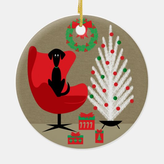 Black Dog in Mid Century Christmas Room Keramisch Ornament (Achterkant)