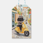 Black Doodle Riding Scooter European City Streets Cadeaulabel (Voorkant)