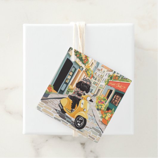 Black Doodle Riding Scooter Europese Stadsstraten Bedankjes Labels (In situ)