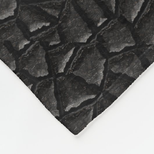 Black Dragon Scales Fleece Deken (Hoek)