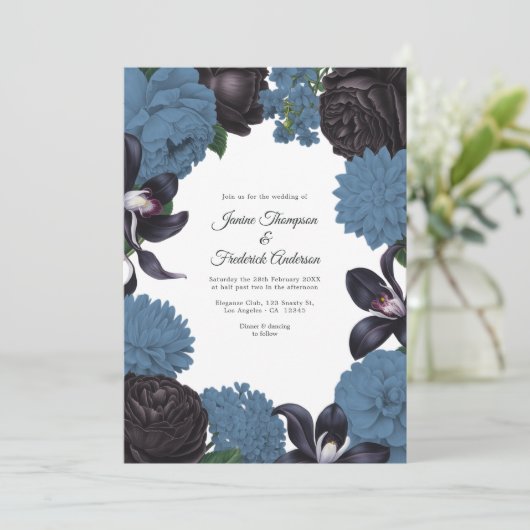 Black & Dusty Blue Photo/QR Code Floral Wedding Kaart (Staand voorkant)