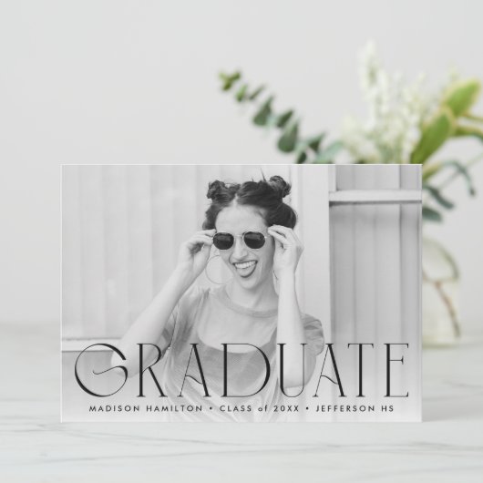 Black | Eenvoudig modern fotoAfstuderen Aankondiging (Staand voorkant)