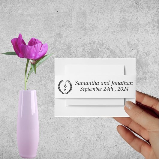 Black Elegant Monogram Wreath White Wedding Uitnodigingen Wikkel