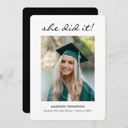 Black Elegant Script Calligraphy Afstuderen Foto Aankondiging (Voorkant / Achterkant)