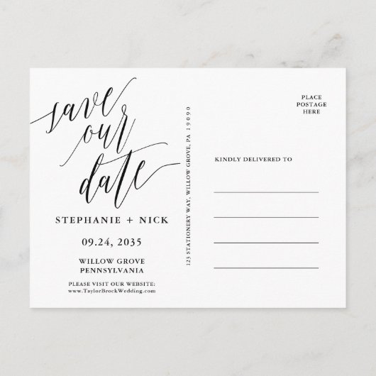 Black Elegant Script Invitation Aankondigingskaart (Achterkant)