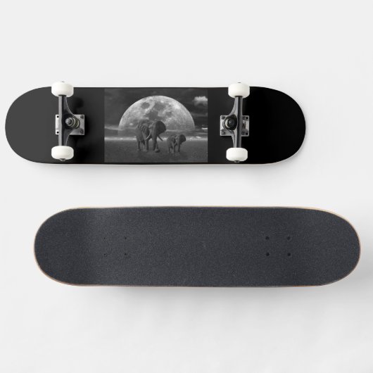 Black Elephant Skateboard (Horizontaal)